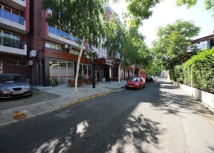 Menada Admiral Plaza דירה