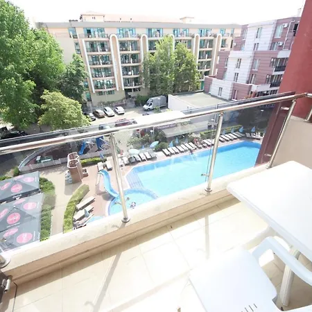 Menada Admiral Plaza Appartement *